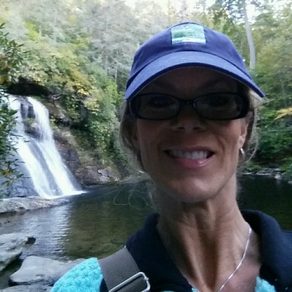 Meet your Posher, Hope - Picture 1 of 1